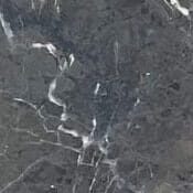 Granit czarny z białymi żyłkami, elegancki kamień naturalny do wnętrz i wykończeń, wysokiej jakości kamień dekoracyjny, materiały stone do łazienek, kuchni i elewacji.