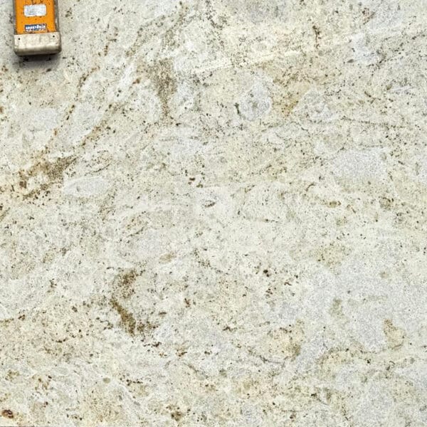 Granit Colonial Gold 2 cm poler /nr bloku 154